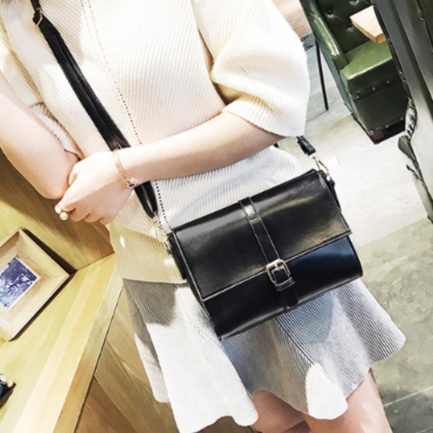 Túi Đeo Chéo Nữ Phong Cách Hiện Đại Thành Long TLG 208094 Tặng túi đựng mỹ phẩm tiện lợi