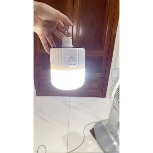 Bóng Đèn Led Năng Lượng Mặt Trời, Tích Điện 120W Siêu Sáng Sạc Pin Có 4 Chế Độ.