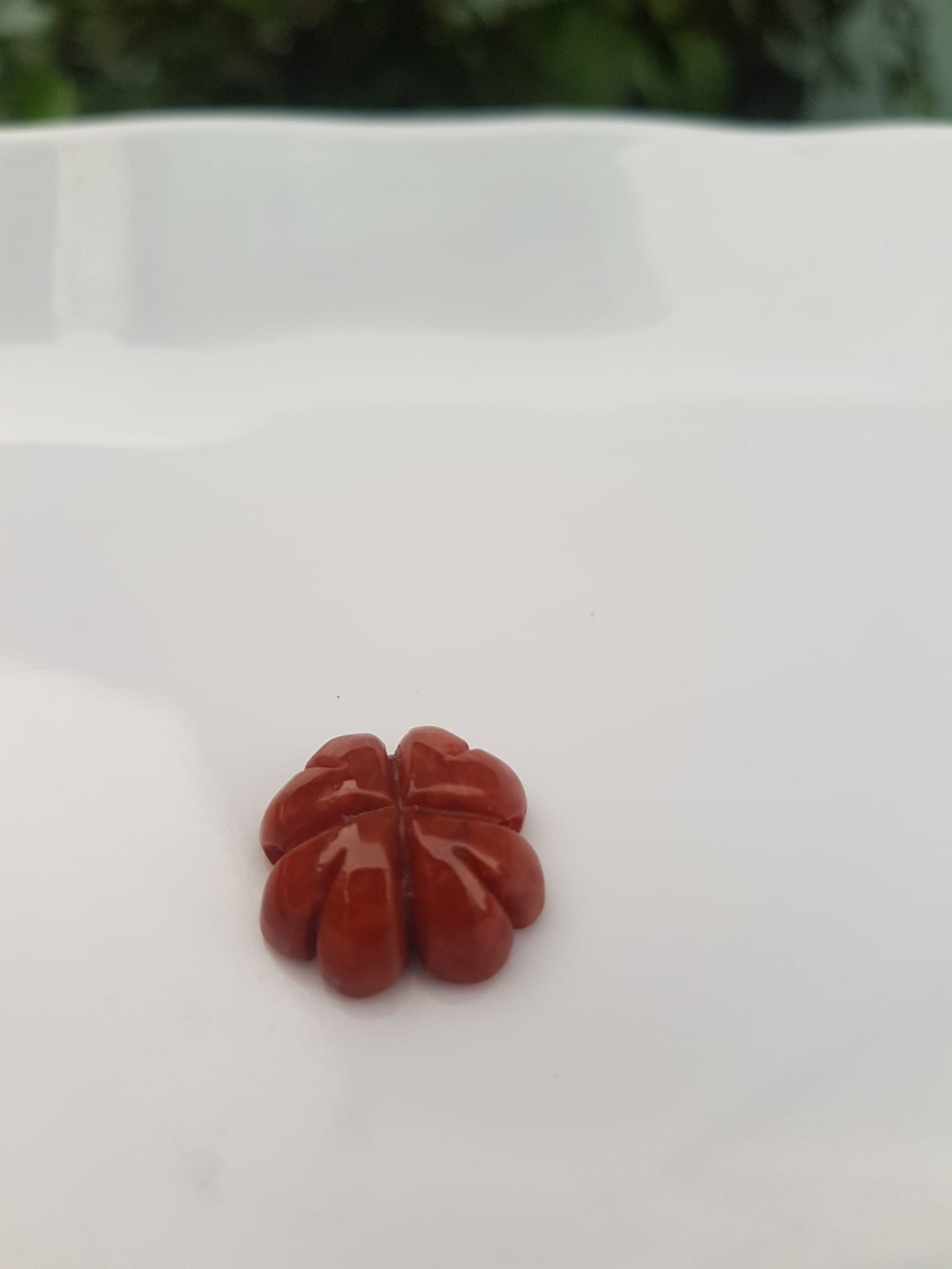 Trang sức phối vòng tay Bông Hoa Cỏ 4 Lá Đá cẩm thạch Đỏ đậm đẹp Size bông 16mm x 8mm x lỗ đk 2mm Nữ mệnh Hỏa Thổ phối với Vòng đeo tay, làm mặt dây chuyền, mặt nhẫn đeo ạ