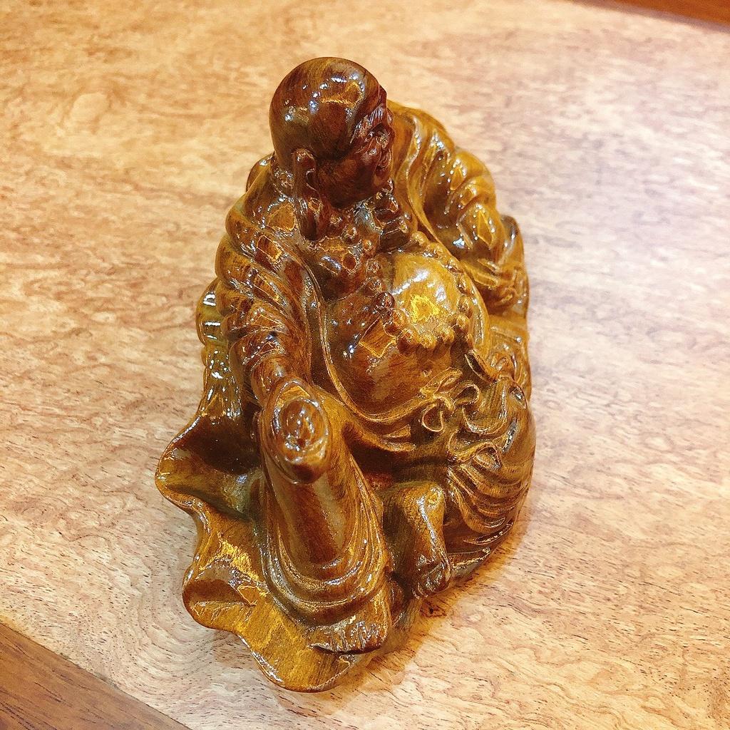 Tượng Phật Di Lặc Ngồi Lá Sen Bê Bát Vàng Gỗ Bách Xanh Để Xe Ô Tô, Bàn Làm Việc.