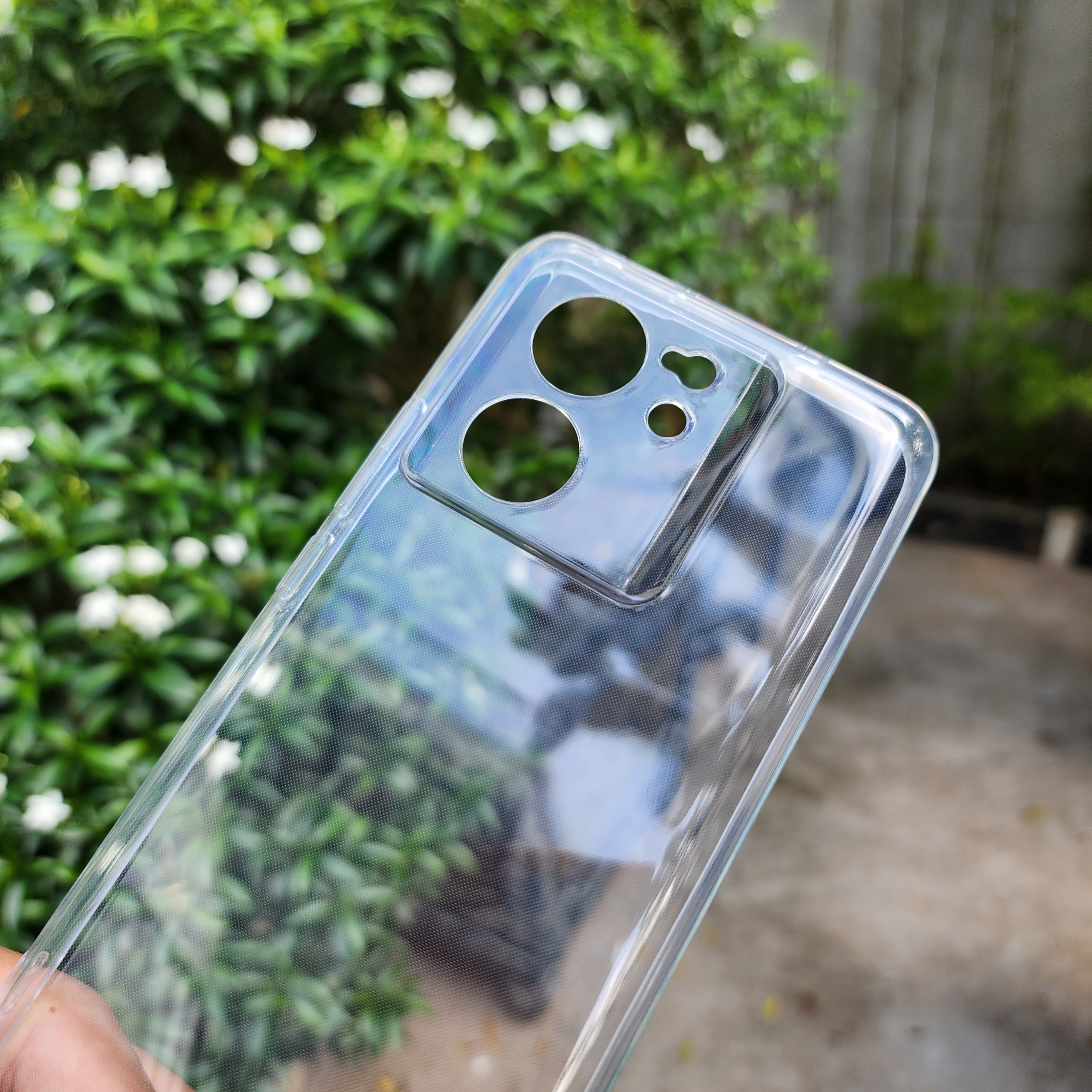 Ốp Lưng Dẻo cho Xiaomi 13T/ 13T Pro Trong Suốt Ôm Khít Máy, Có Gờ Bảo Vệ Camera.