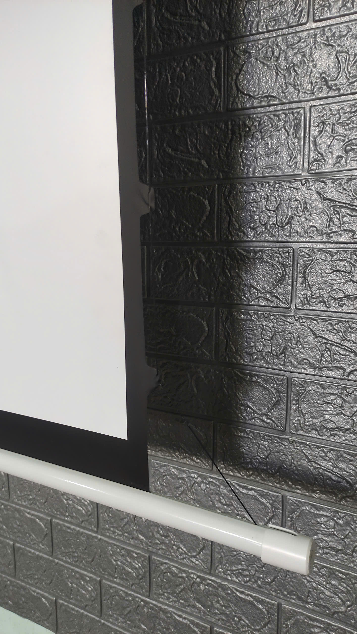 Màn chiếu điện căng dây Tab Tension Eco Apollo tỉ lệ 16:9 Kích thước 92 inch đến 150 inch - Hàng nhập khẩu