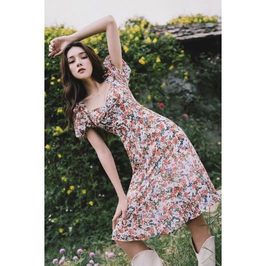 Đầm hoa hồng dáng đuôi cá nhẹ tay bồng nhẹ nhàng Camellia dress