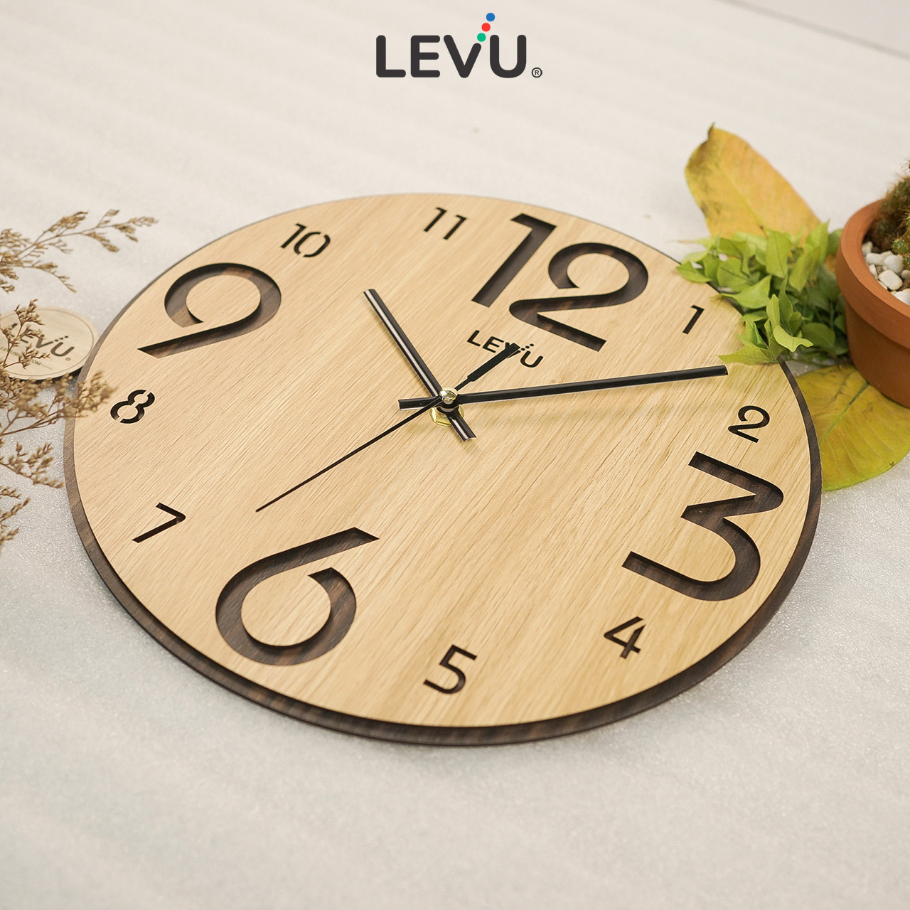 Đồng Hồ Treo Tường phòng khách LEVU DH13 chất lượng cao