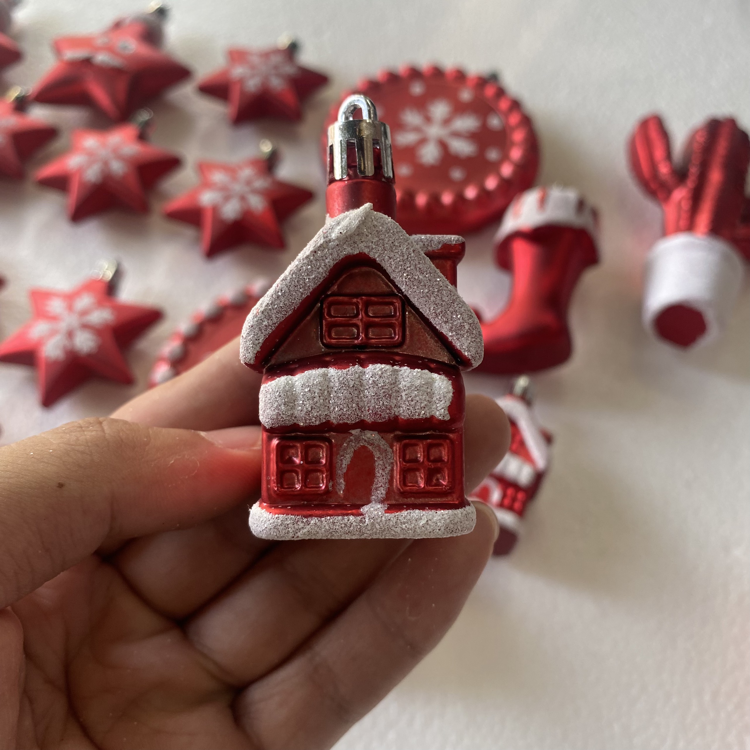 Set 21 món đồ treo cây thông Noel trang trí Giáng Sinh màu ghi xám phủ nhũ lấp lánh sang trọng