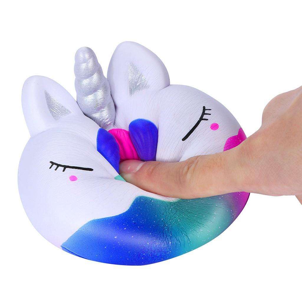 Đồ chơi squishy giúp giảm căng thẳng hình kì lân squishy