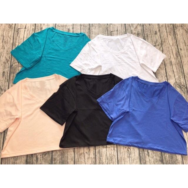 Áo thun croptop form rộng cổ tim