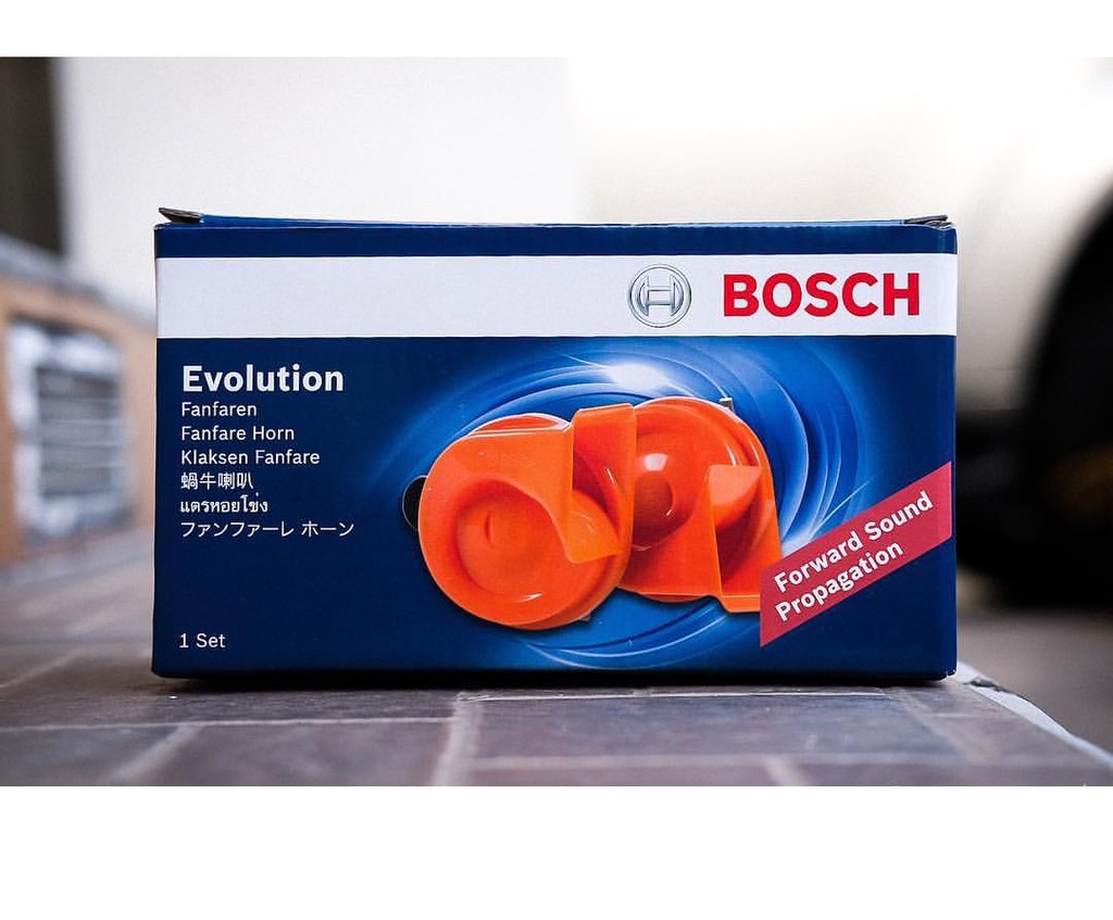 Cặp 2 Còi Bosch Còi Sò Evolution 12V Dành Cho Ô Tô Xe Tải (1 Giắc Cắm - Màu Đen, 2 Giắc Cắm - Màu Cam)