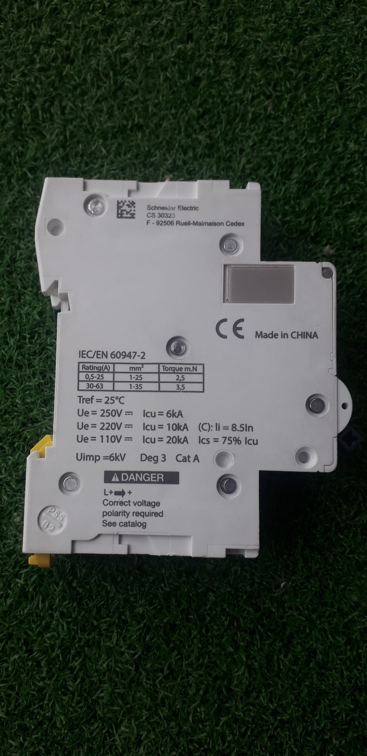 A9N61508 Schneider MCB Acti9 C60H-DC 1P 10A DC220V