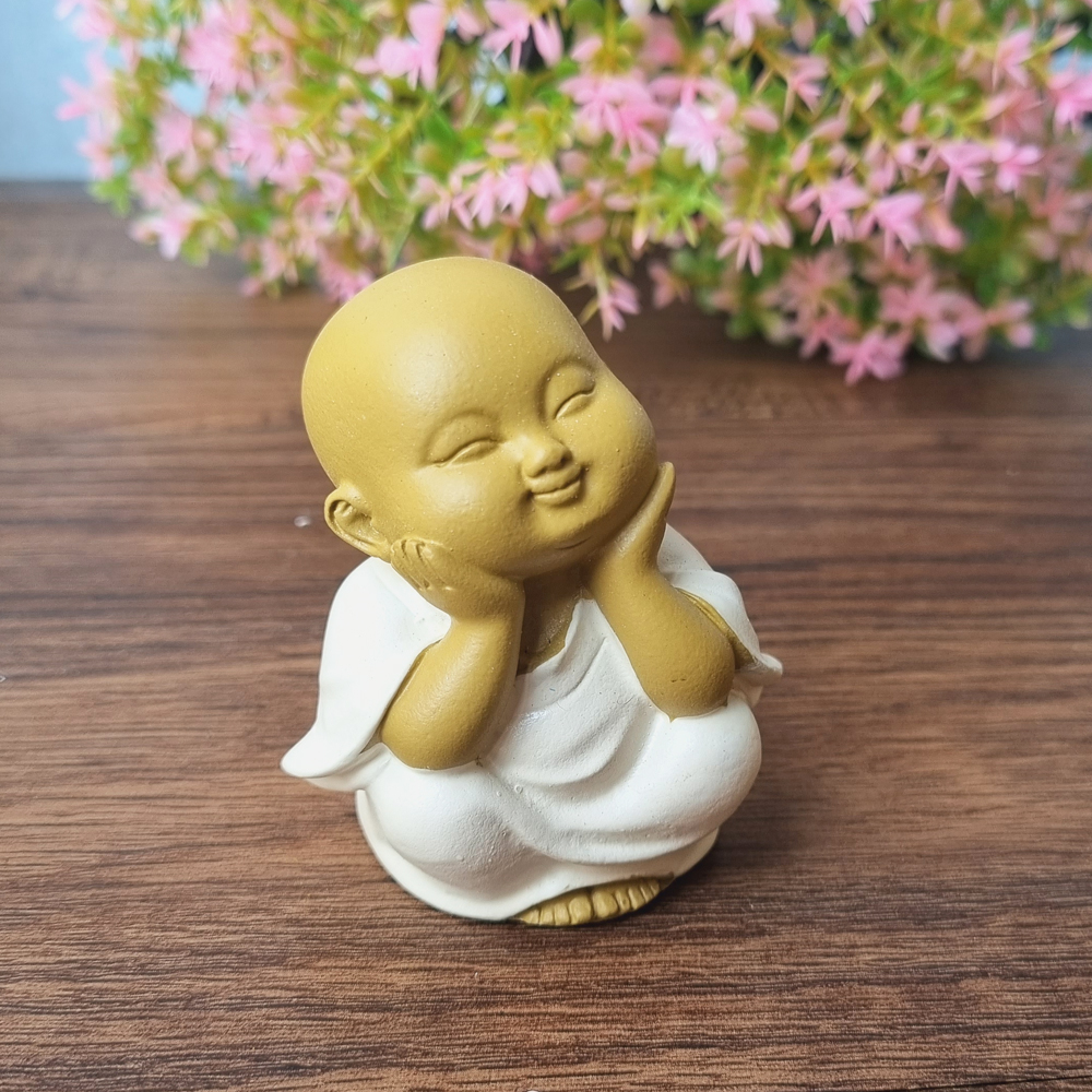 Bộ 02 chú tiểu Hồn Nhiên - Yêu Đời màu áo trắng giản dị - tặng kèm 10 xu vàng mini