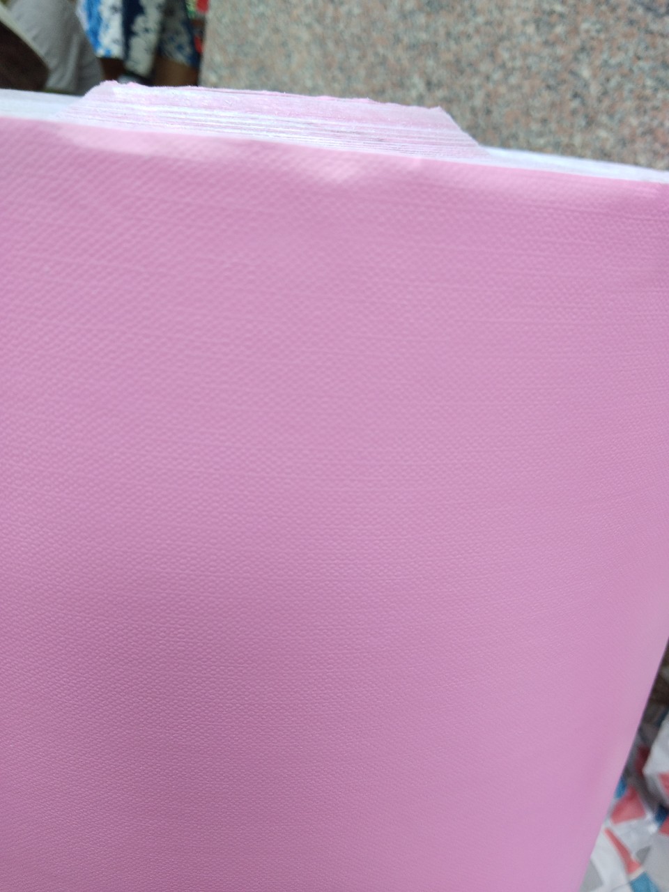 Cuộn 5 Mét Decal Giấy Dán Tường Màu Hồng Sáng Bề Mặt Nhám