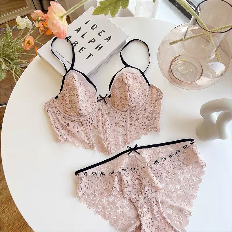 Bộ Đồ Lót Ren Cá Tính - B.Lingerie