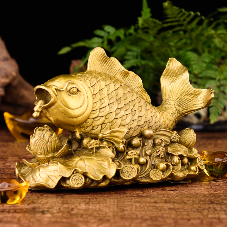 Tượng linh vật cá chép cưỡi hoa sen phun châu bằng đồng thau phong thủy Hồng Thắng
