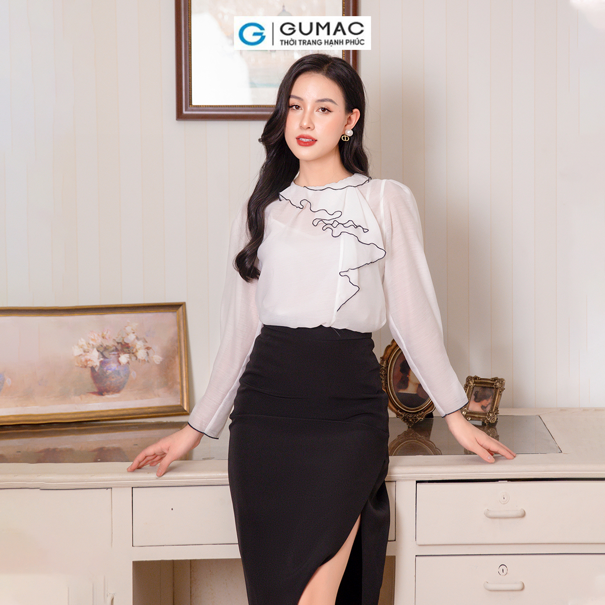 Chân váy xẻ trước thời trang GUMAC VD10050