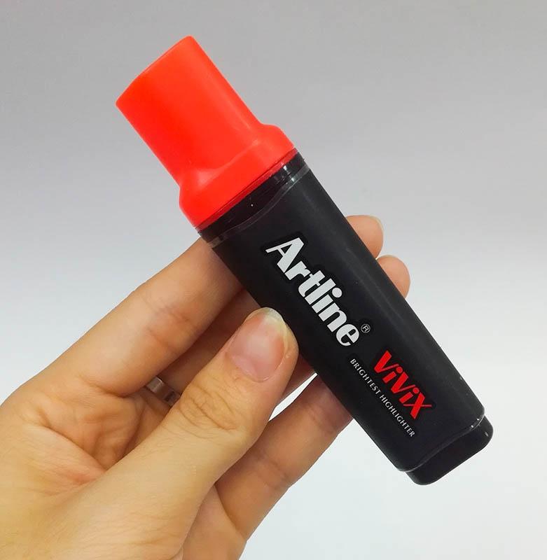 Bút Dạ Quang Artline Art 670