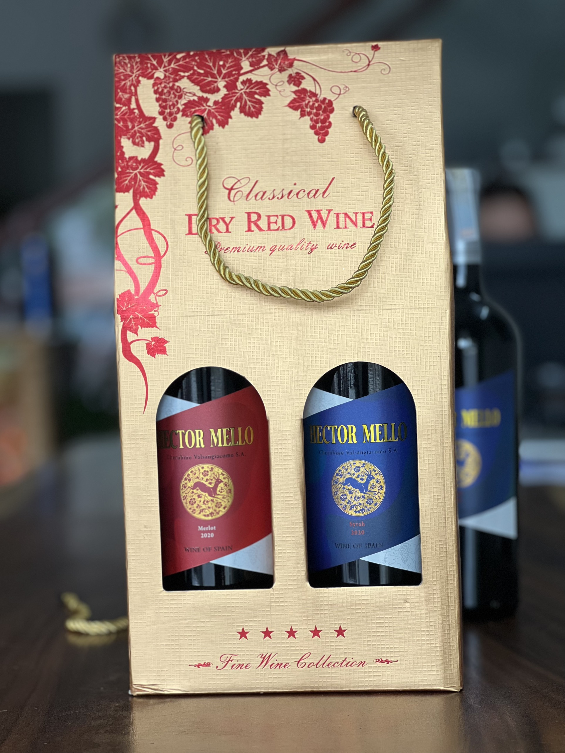 Set hộp 2 chai Vang Tây Ban Nha HECTOR MELLO