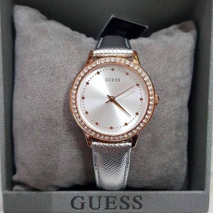 Đồng Hồ Nữ Guess W0648L11 Màu Bạc Dây Da Bóng