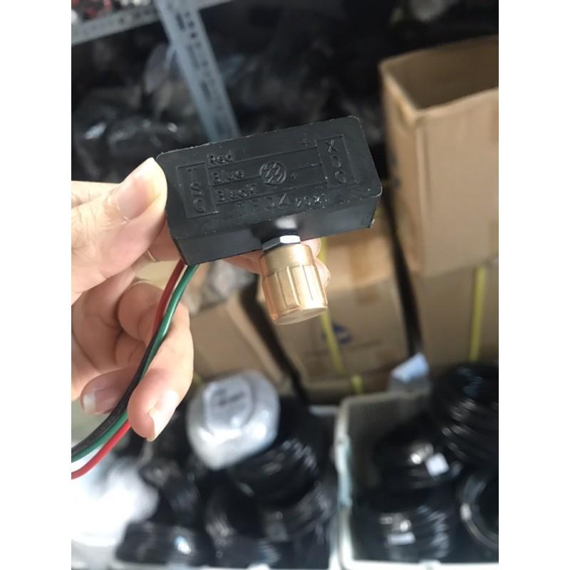 SALE Bộ phun sương tưới lan tự động máy bơm 12v 10 vòi phun kèm phụ kiện