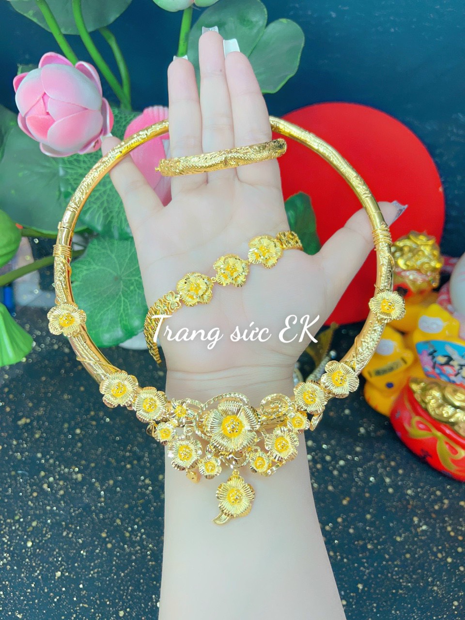 Bộ trang sức cưới  thời trang chuẩn màu 24.k cao cẤP