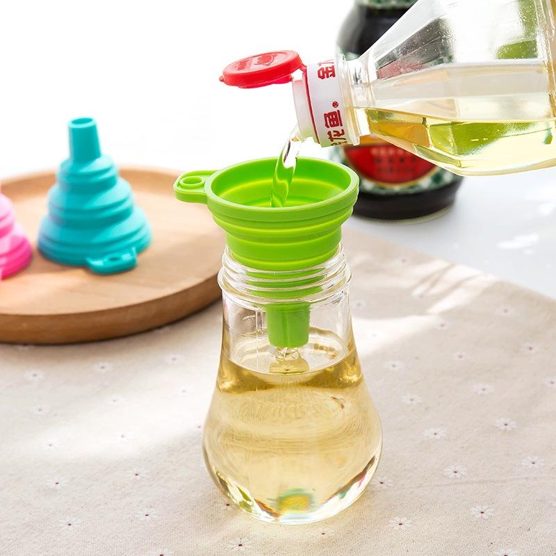 Phễu silicone dạng gấp gọn đa năng tiện lợi