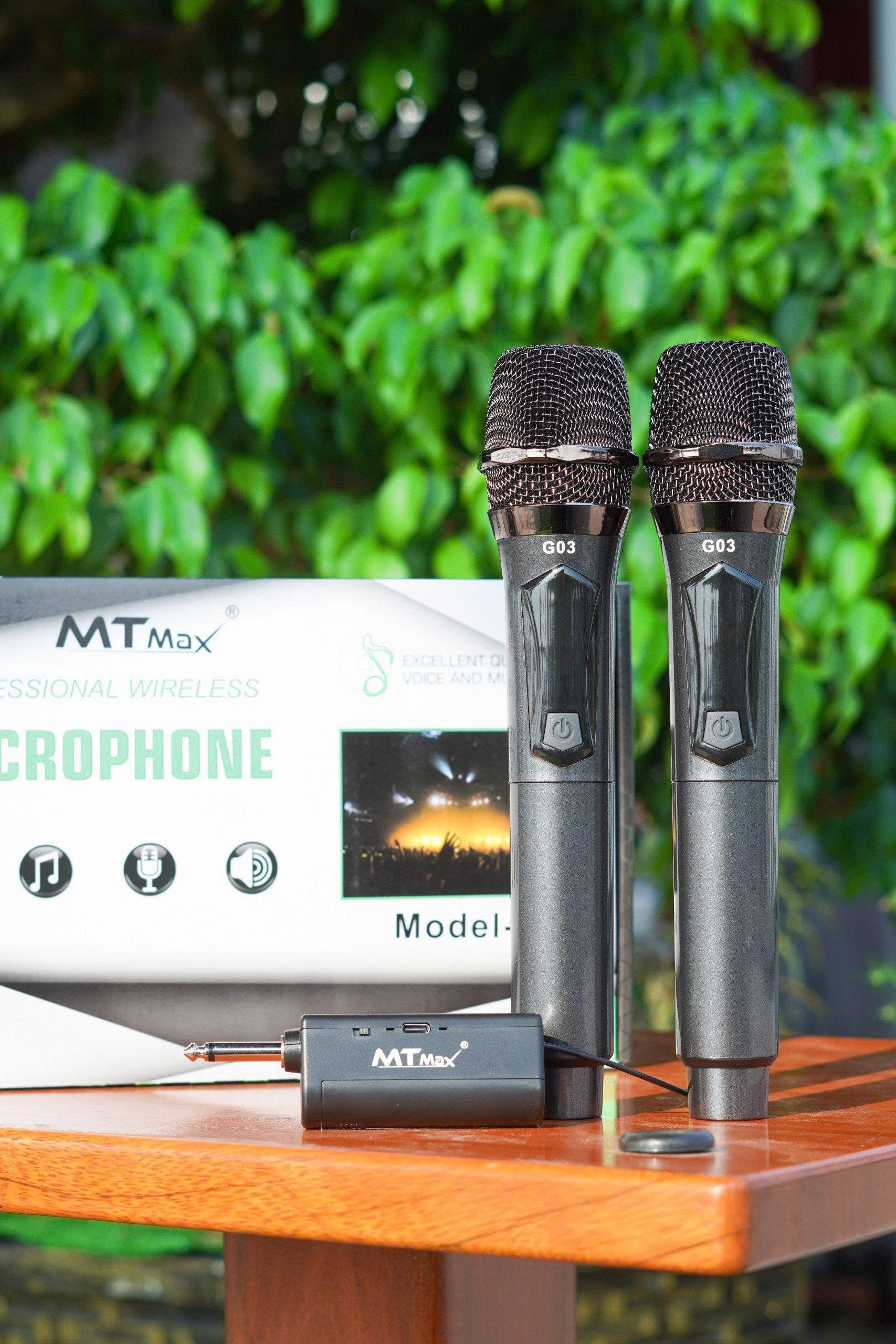 Micro Karaoke G03 Pin Sạc - Micro Không Dây Cao Cấp Chính Hãng, Âm Thanh Trong Trẻo, Mạch Chống Hú Cao Cấp , Chuyên Dùng Cho Loa Kéo, Mixer, Amply Hiện Đại hàng nhập khẩu