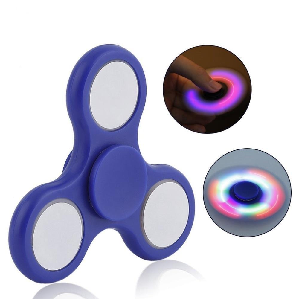 Con quay giảm stress Fidget Spinner 3 cánh 2017 (có đèn)  Odep