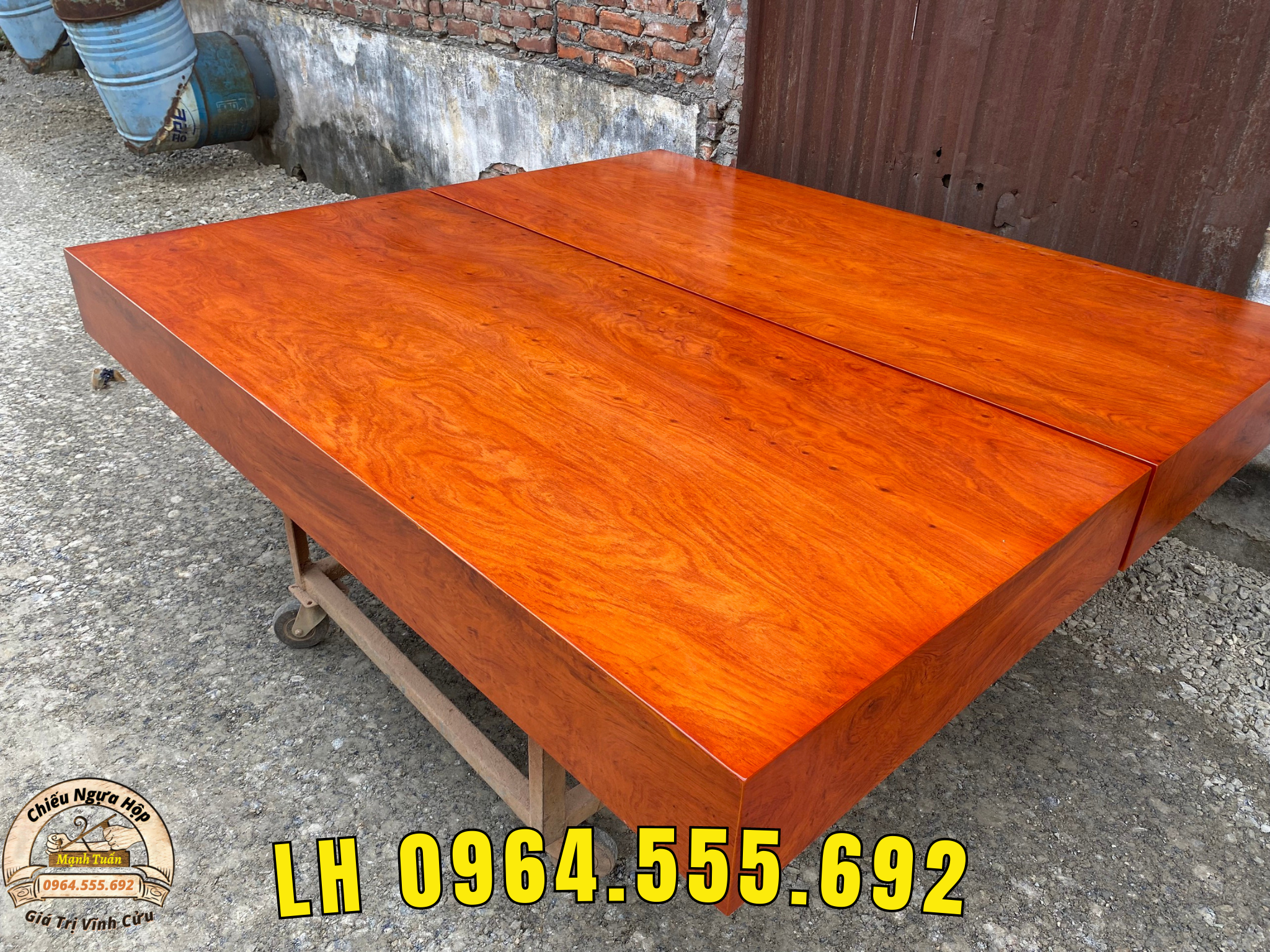 Chiếu Ngựa Hộp ( KT 200 x 180 x 20cm ) - Gỗ Hương Đá