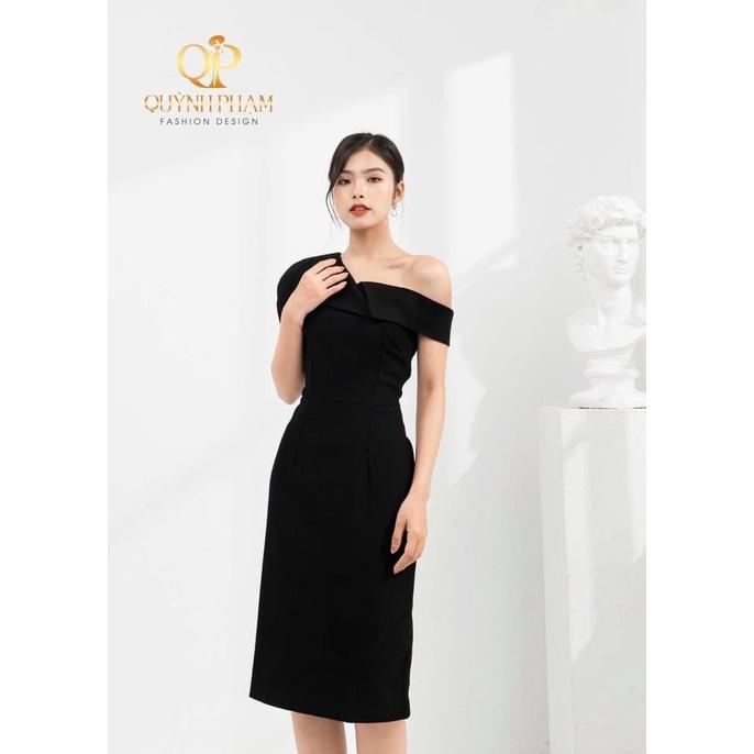 Đầm body bẹt vai khoe vai trần gởi cảm
