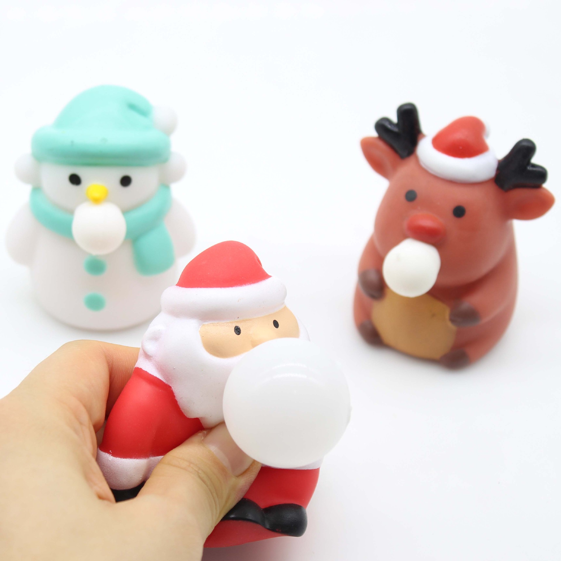 Đồ Chơi Xốp Squishy Giảm Stress Hình Ông Già Noel, Tuần Lộc, Người Tuyết Dễ Thương Cho Bé