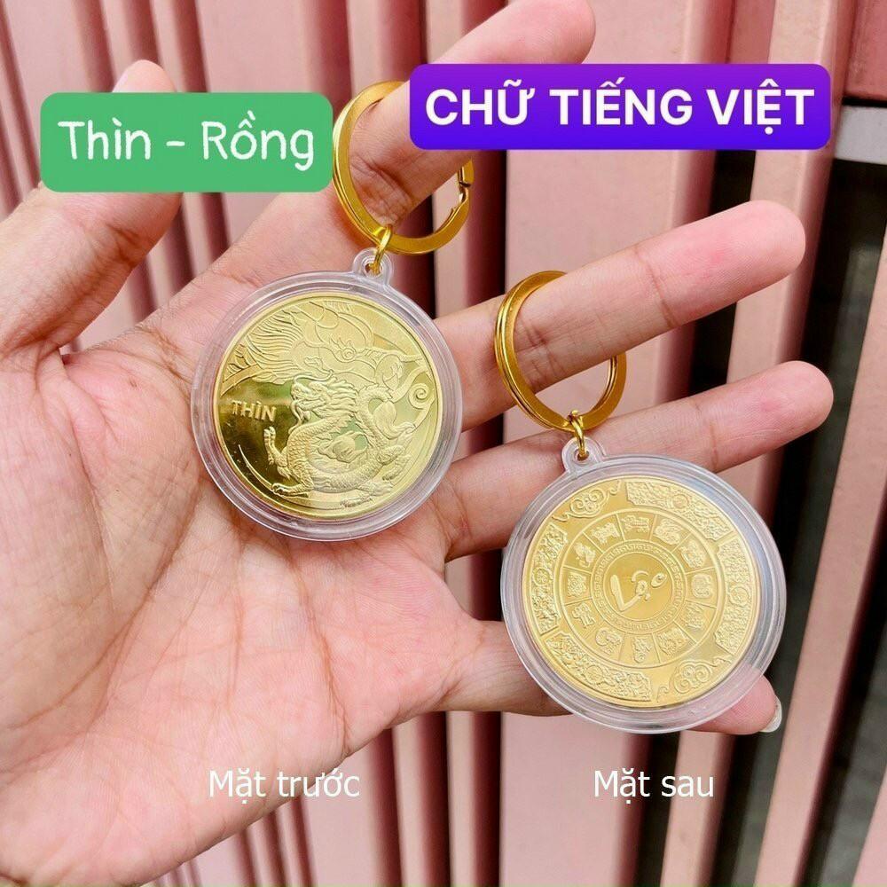 Móc khóa 12 Con Giáp May Mắn mạ vàng ứng với số tuổi của bạn đem lại May mắn và Tài Lộc treo bên túi xách chìa khóa.