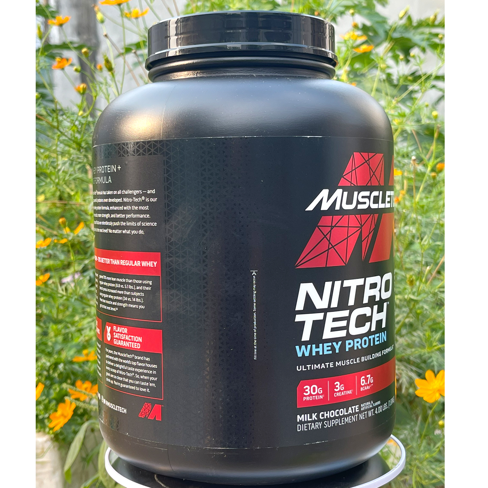 Combo Sữa tăng cơ cao cấp Whey Protein Nitro Tech của MuscleTech hộp 4 LBS hỗ trợ tăng cơ, giảm cân, đốt mỡ cho người tập GYM & Bình lắc 600 ml (Màu Ngẫu Nhiên)