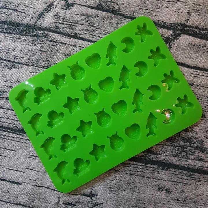 Khuôn silicon sao tim cá