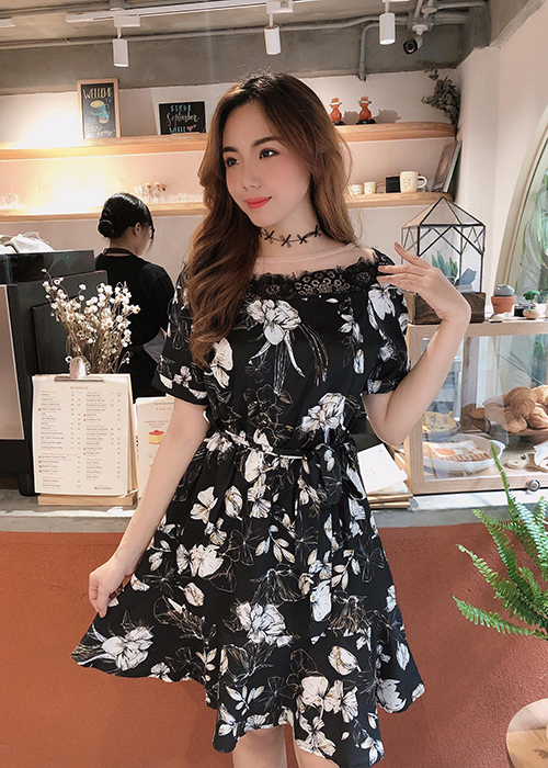 Đầm Xòe Họa Tiết Hoa Duyên Dáng