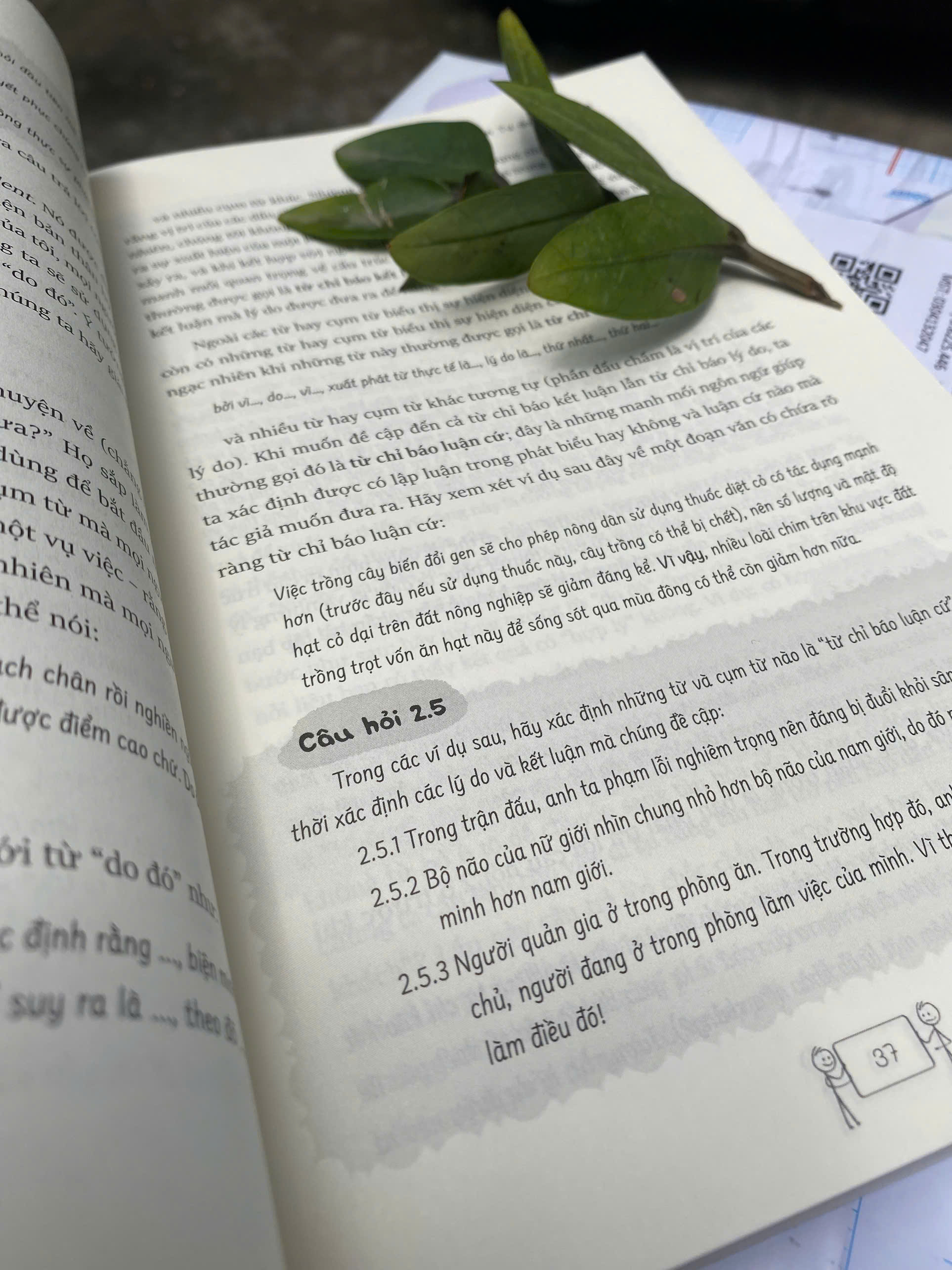 Sách - Tư Duy Phản Biện - Kỹ Năng Thực Chiến Trong Kỷ Nguyên Số (PN)