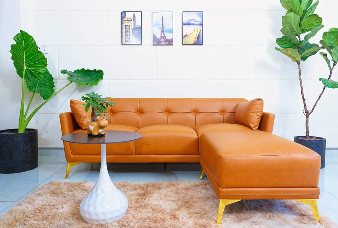 Băng ghế Bao Rạp 2023 Juno Sofa màu cam và đôn góc 60 x 80 cm