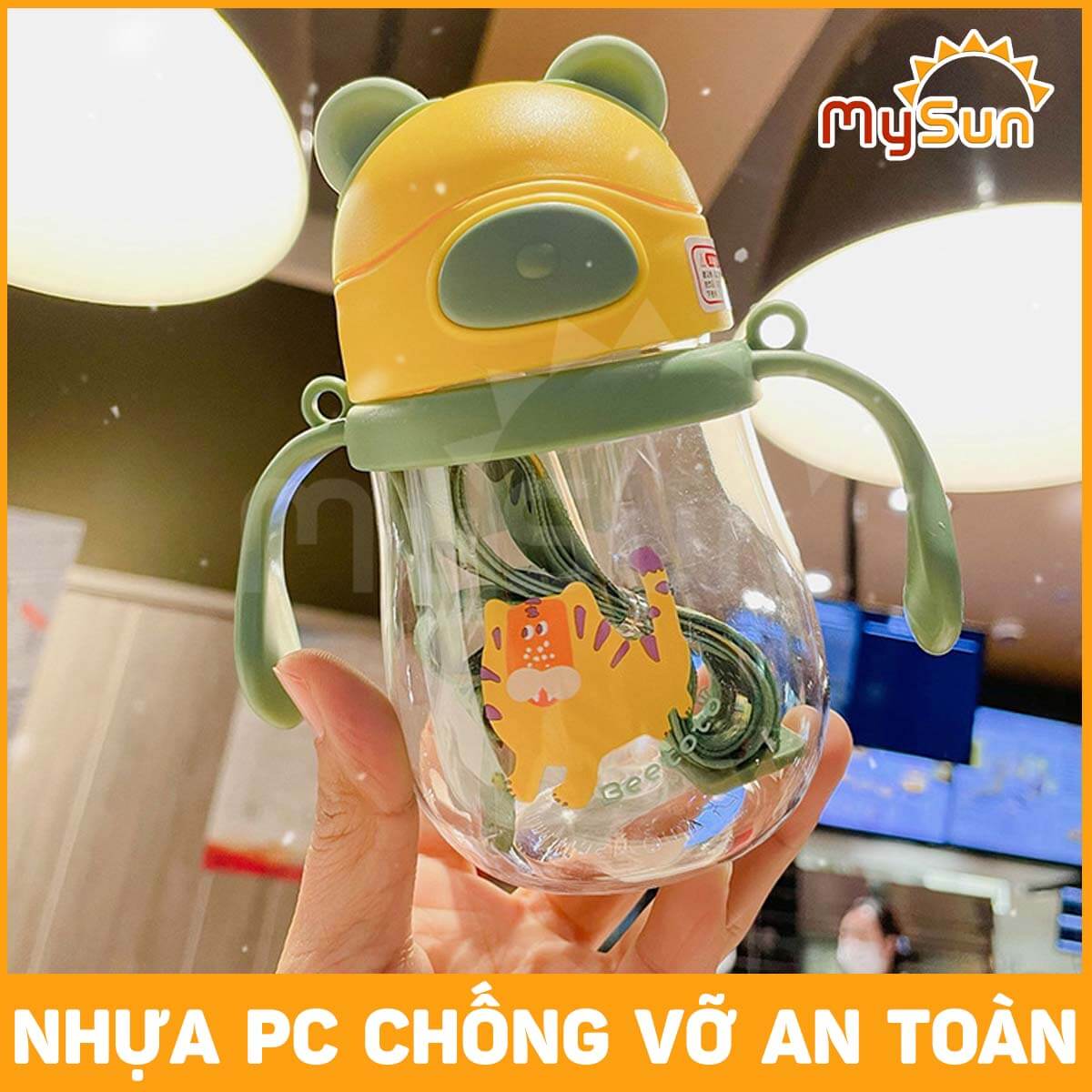 Bình nước có ống hút chóng sặc 250ml tập uống cho bé 1 2 3 tuổi đi học mẫu giáo có tay cầm dây đeo đẹp cute MySun