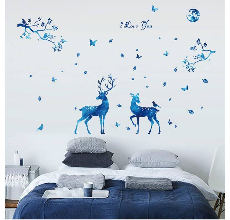Decal dán tường Chùm đèn sao vàng và Hươu xanh - Hp554