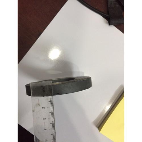 Nam châm Ferrite 80x10mm lỗ 40mm