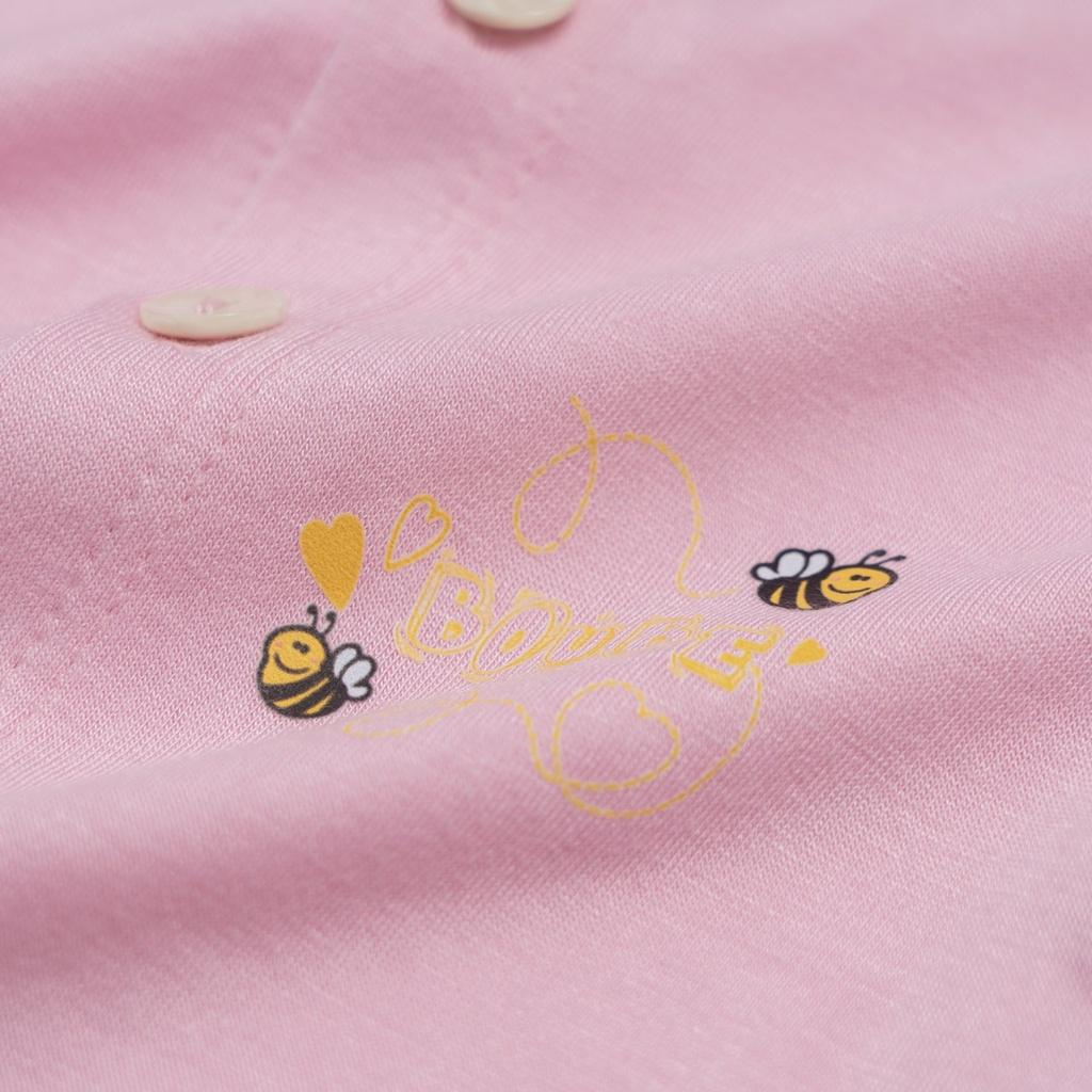 Bộ dài tay cài thẳng màu hồng hoạ tiết ong vàng Boube cho bé - Chất liệu Petit thoáng mát từ 0 đến 24 tháng