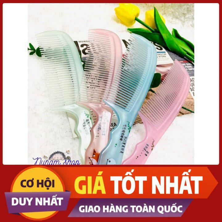 LƯỢC NHỰA CÓ TAY CẦM TIỆN LỢI IN HÌNH ĐỘNG VẬT CỰC XINH- NUNAM SHOP