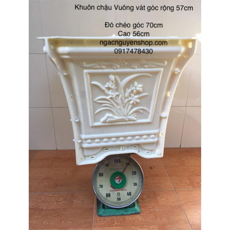 Khuôn chậu vuông vát góc ngang 57cm chéo góc 70cm cao 50cm ( mẫu Hoa )