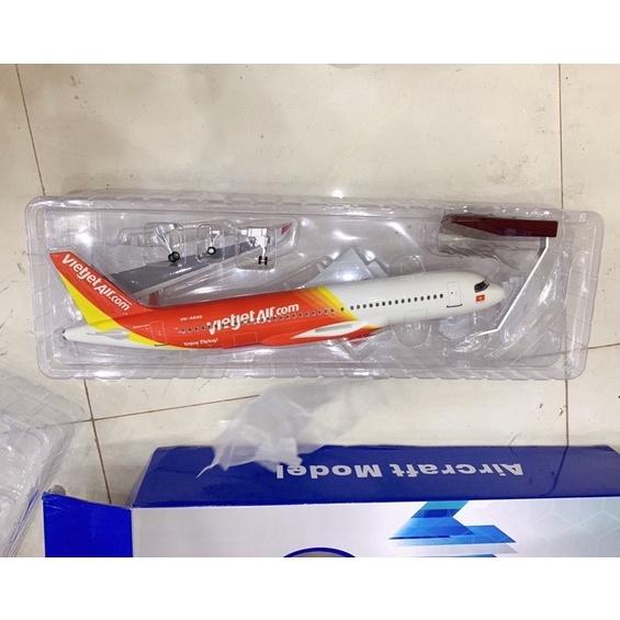Máy Bay Lớn Có Đèn Led Có Bánh Xe 47cm