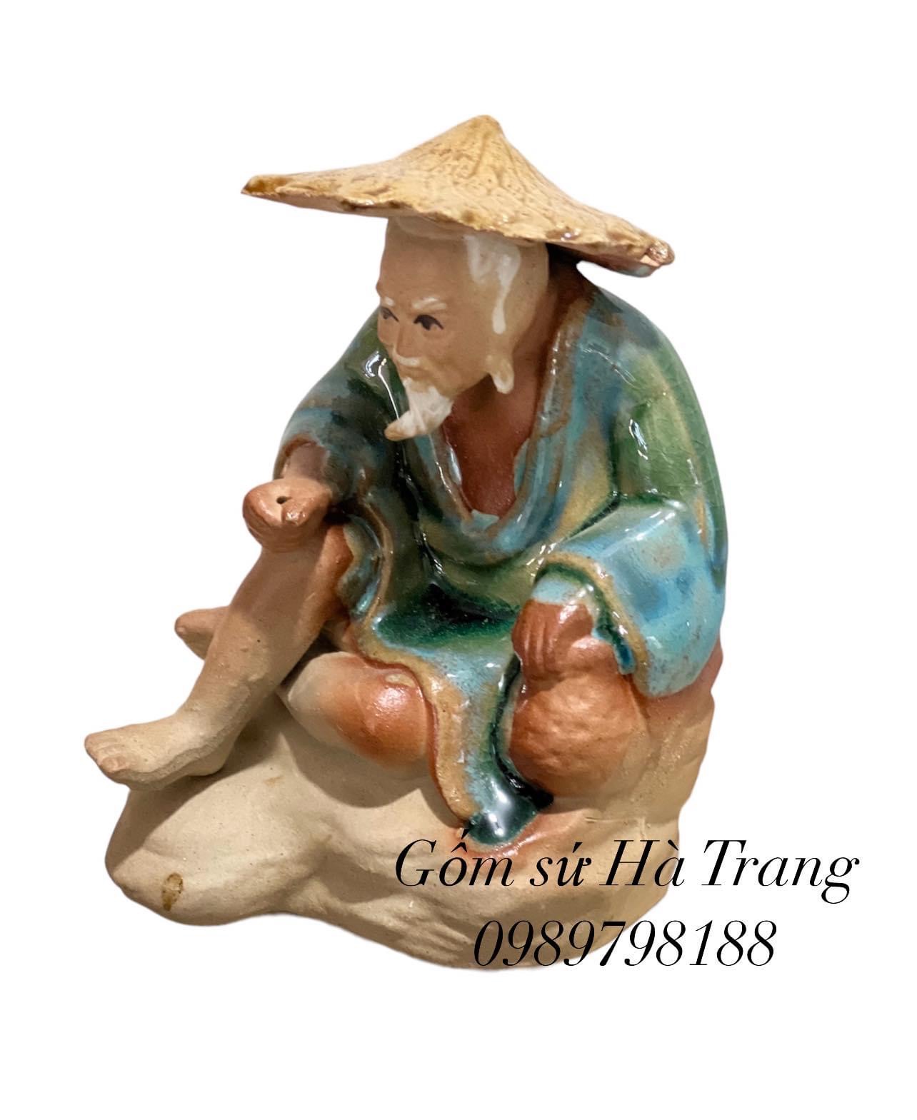 Tượng lão vọng câu cá gốm sứ Bát Tràng trang trí tiểu cảnh sân vườn