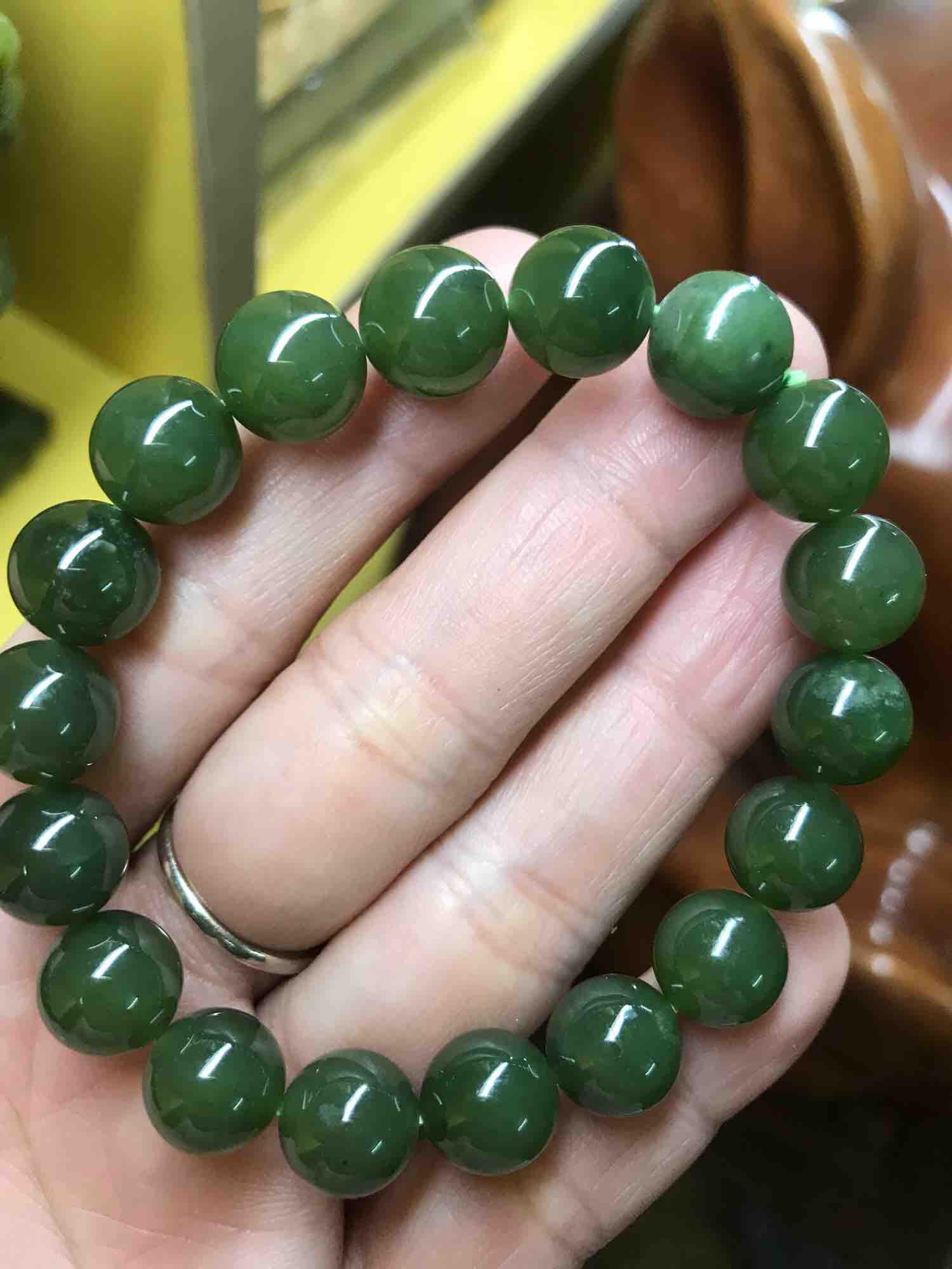 CHIẾC VÒNG TAY MAY MẮN ĐÁ NGỌC PHẬT MÀU XANH 10mm ĐÁ TỰ NHIÊN NỮ MỆNH MỘC HOẢ