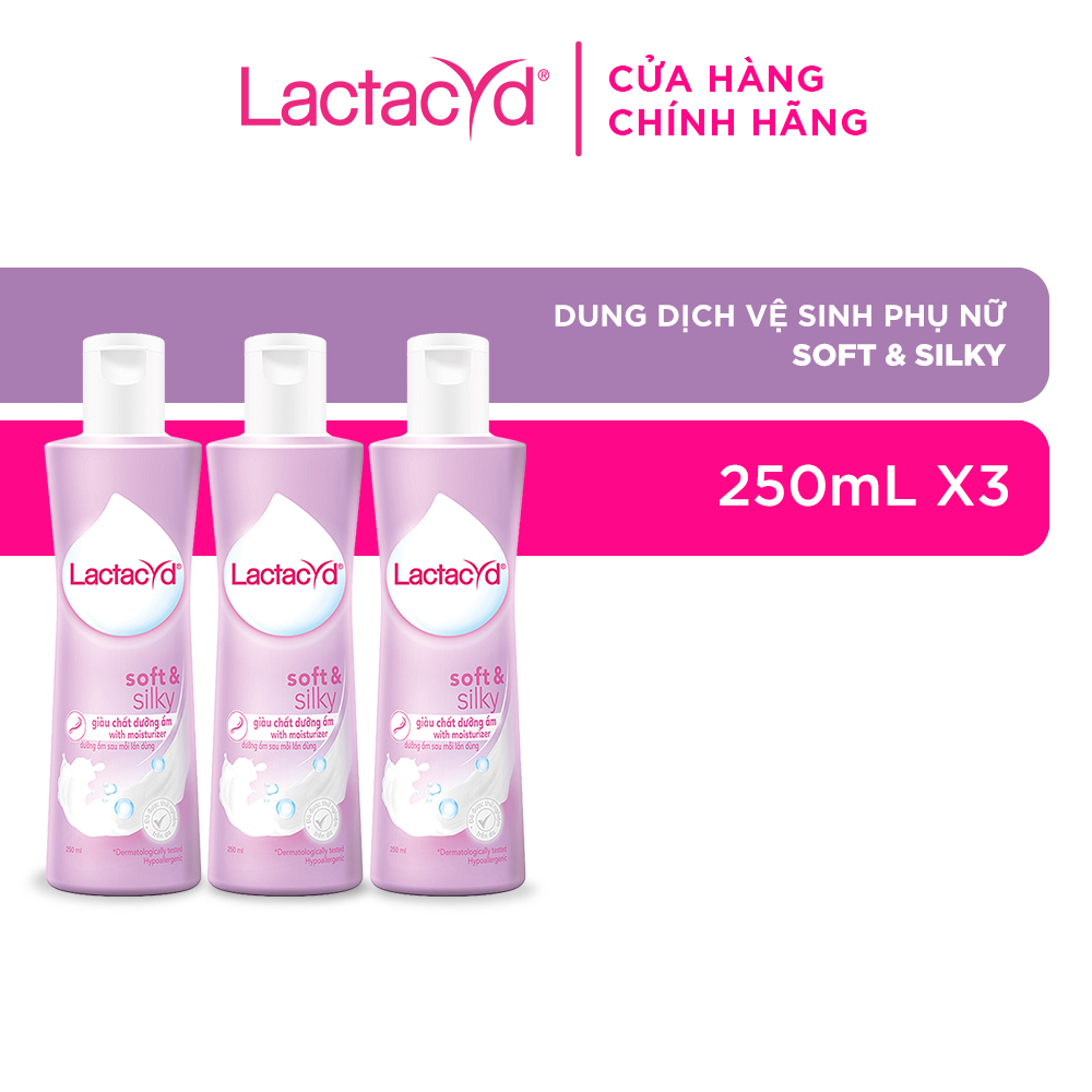 Bộ 3 chai Dung Dịch Vệ Sinh Phụ Nữ Lactacyd Lactacyd Soft & Silky Dưỡng Ẩm 250ml/chai