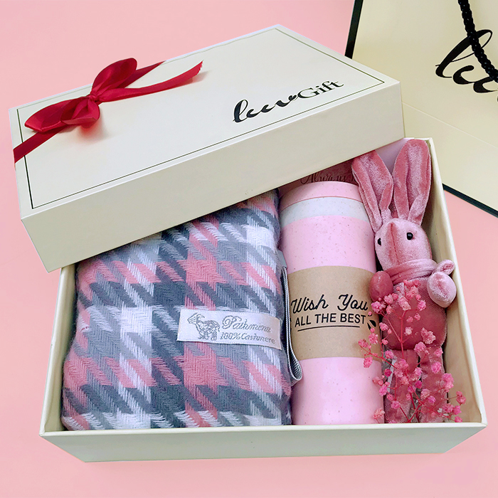 Quà tặng LuvGift Pretty Pink - Bộ quà tặng dành cho bạn gái