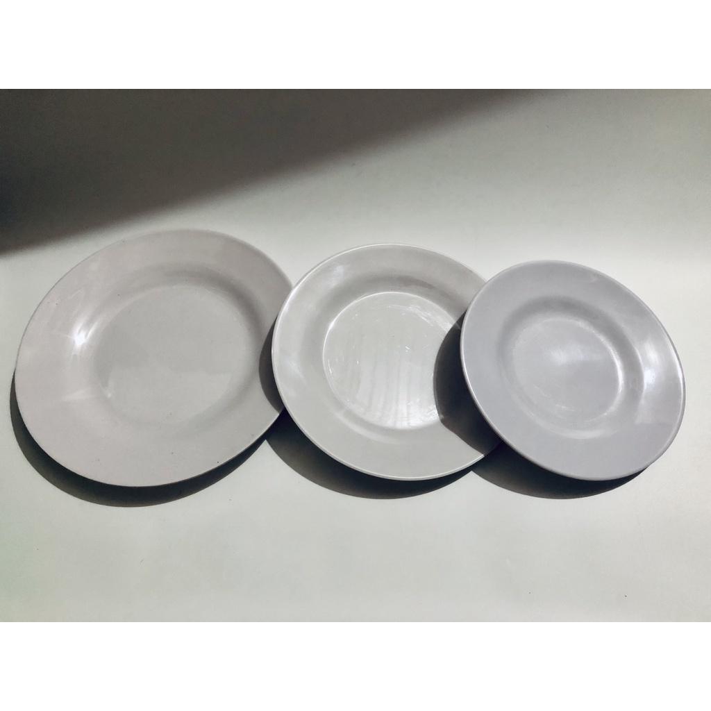Bộ 10 Dĩa Nhựa Trắng Mika Tròn Cạn Mellamine, Nhựa Phíp số 6-7-8-9 hàng đẹp
