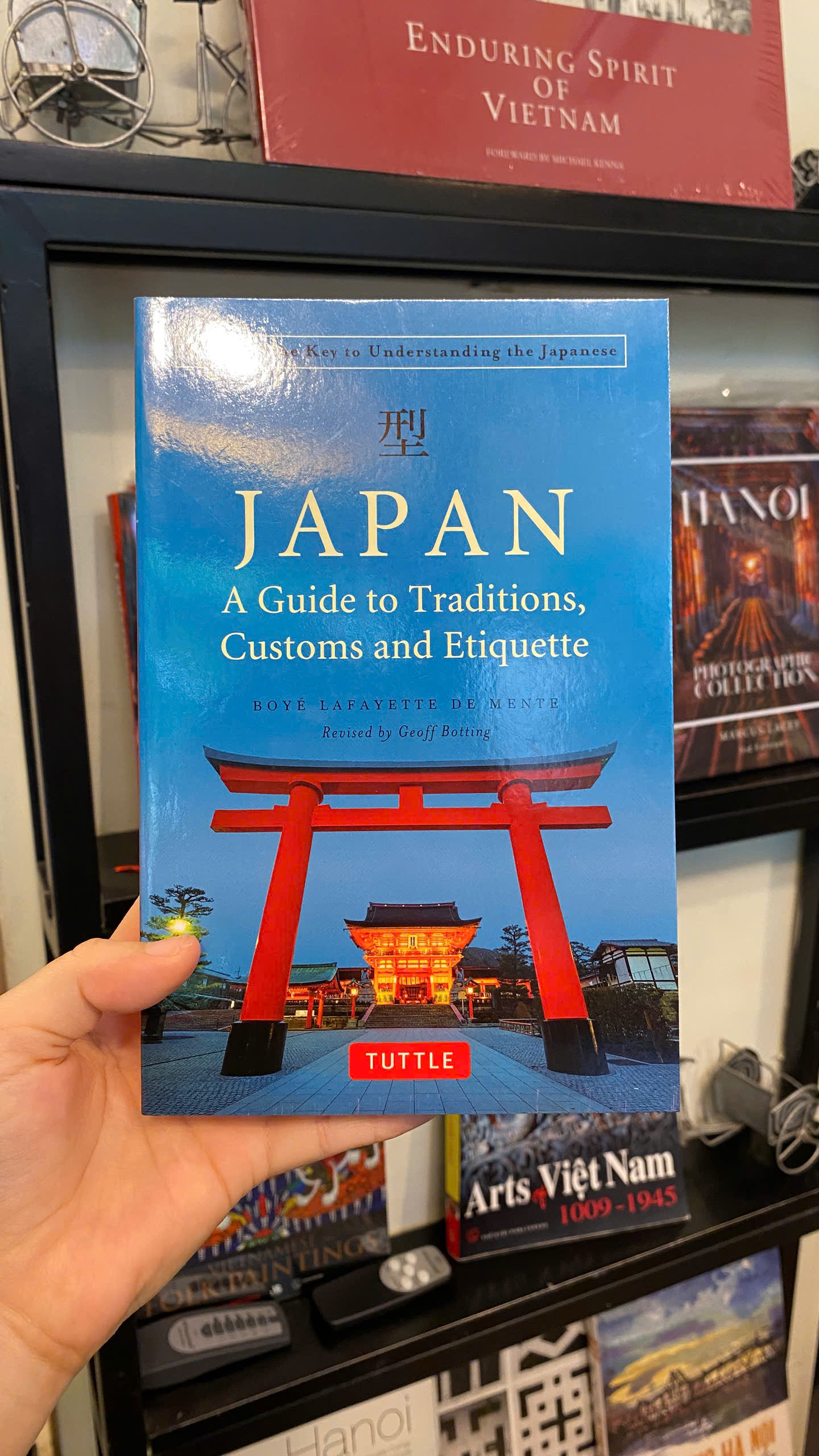 Sách - Japan: A Guide to Traditions, Customs & Etiquette | Ngoại văn / Văn hóa Truyền thống Nhật Bản