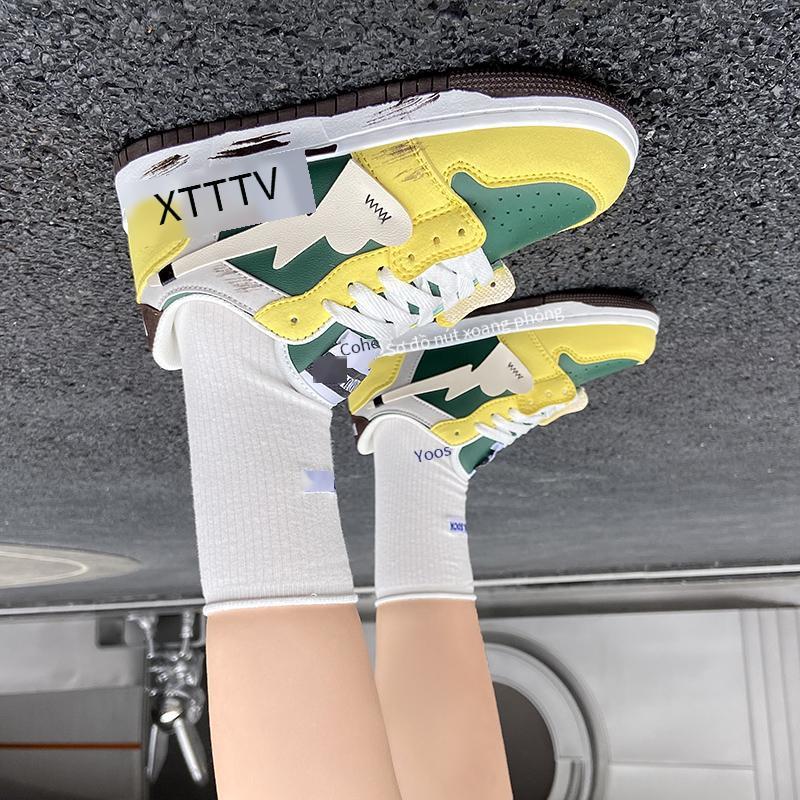 Giày thể thao phong cách mới nhất giày lưới giày đỏ giày thể thao ngoài trời phù hợp với giày đôi ngoài trời