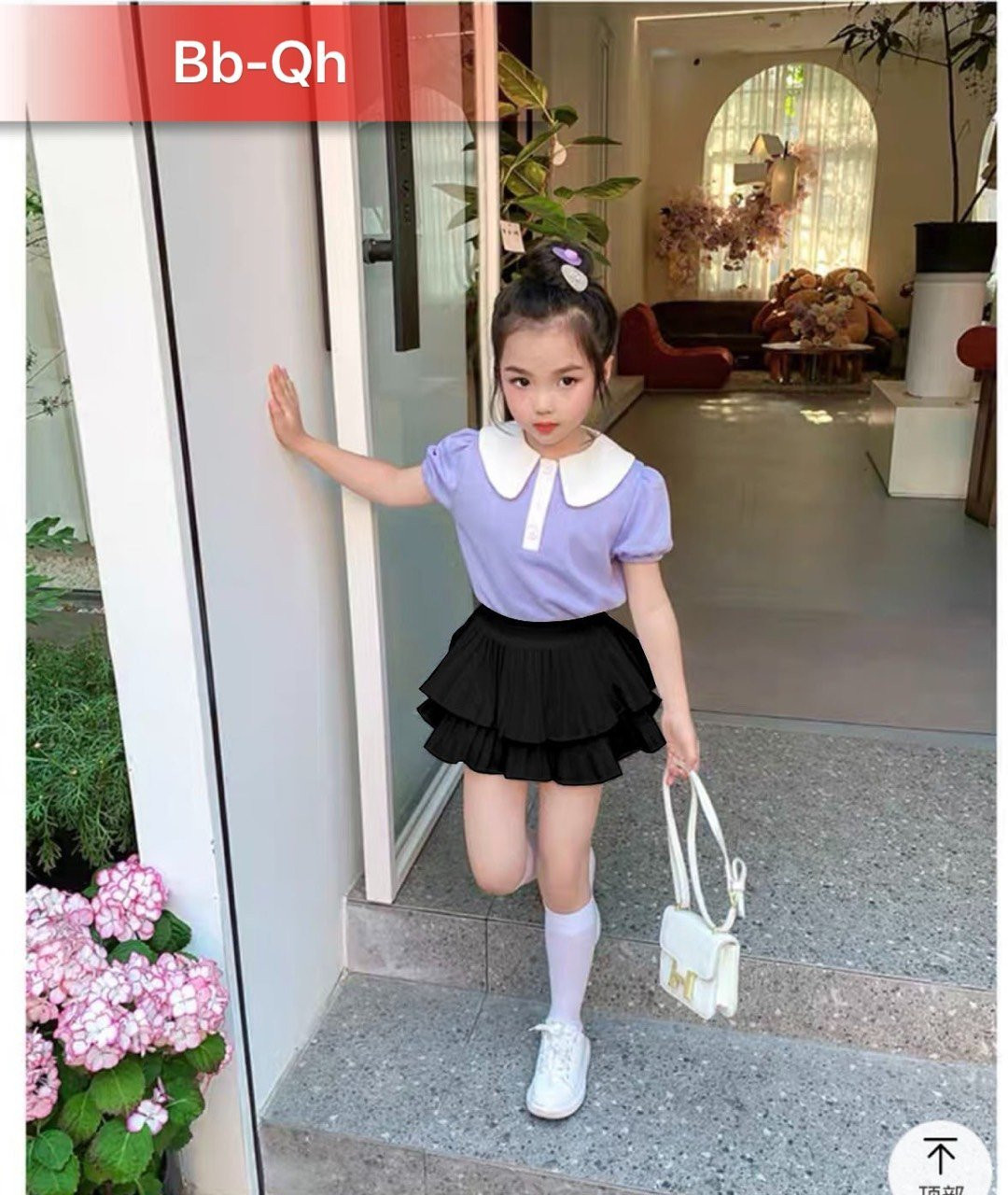 Chân váy xếp ly cho bé gái màu trắng đen phối đồ phong cách Hàn Quốc size 12-40kg mẫu mới (kèm chip)